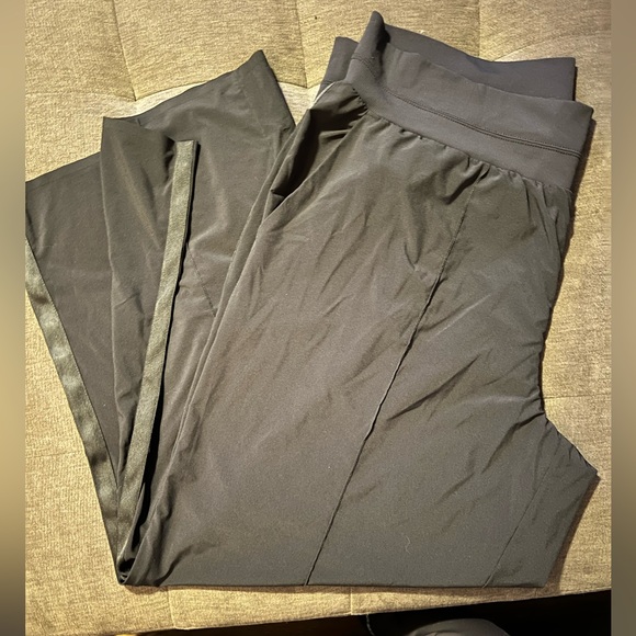 Athleta black Nolita wide leg pant plus size 24W - Picture 6 of 10